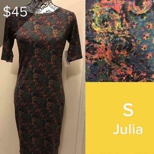 Lularoe Julia
